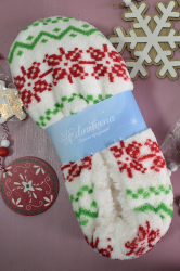 Пухкави пантофи с ефектен принт на снежинки