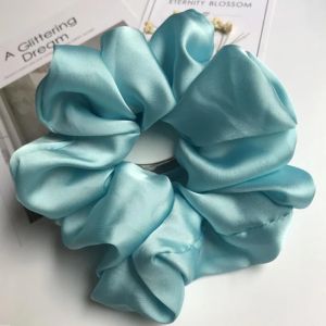 Скрънчи за коса в светлосин цвят