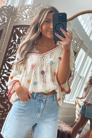 Embroidered Flowers Colorblock Edge Hollowed Sweater