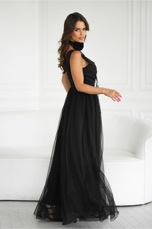 Long Black Dress with Decorative Rose Belt and Airy Skirt