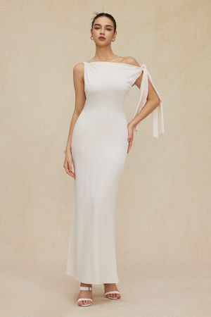 One-Shoulder Black Dress with Clean Straight Cut