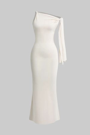 One-Shoulder Black Dress with Clean Straight Cut