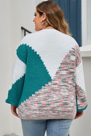 Women’s Plus Size Plush Sweater with Geometric Print