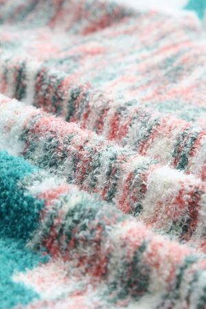 Women’s Plus Size Plush Sweater with Geometric Print