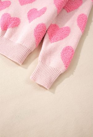 Дамски пуловер в розово с принт на сърца