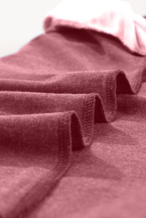 Дамска блуза с райета и дантелен акцент по ръкавите