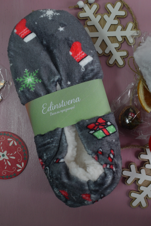 Christmas Plush Slippers in Grey