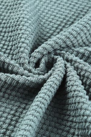 Дамска зелена блуза с дълъг ръкав и релефна текстура