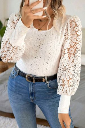 Contrast Floral Guipure Lace Lantern Sleeve U Neck Plus Size Blouse