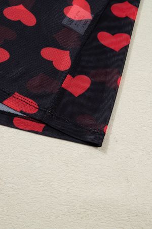 Дамска черна мрежеста блуза с дълъг ръкав и принт на червени сърца