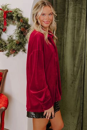 Women’s Velvet Shirt with Pocket and Long Sleeves