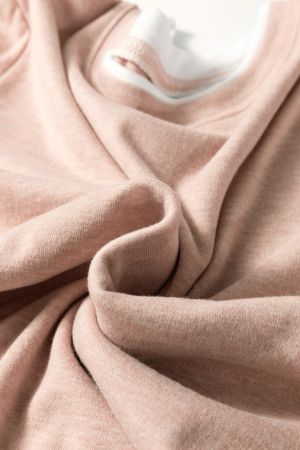 Дамска бежова блуза с дълги ръкави и контрастни детайли